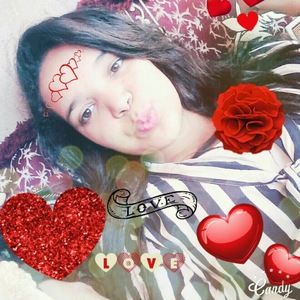 Meet your Posher, Loubna